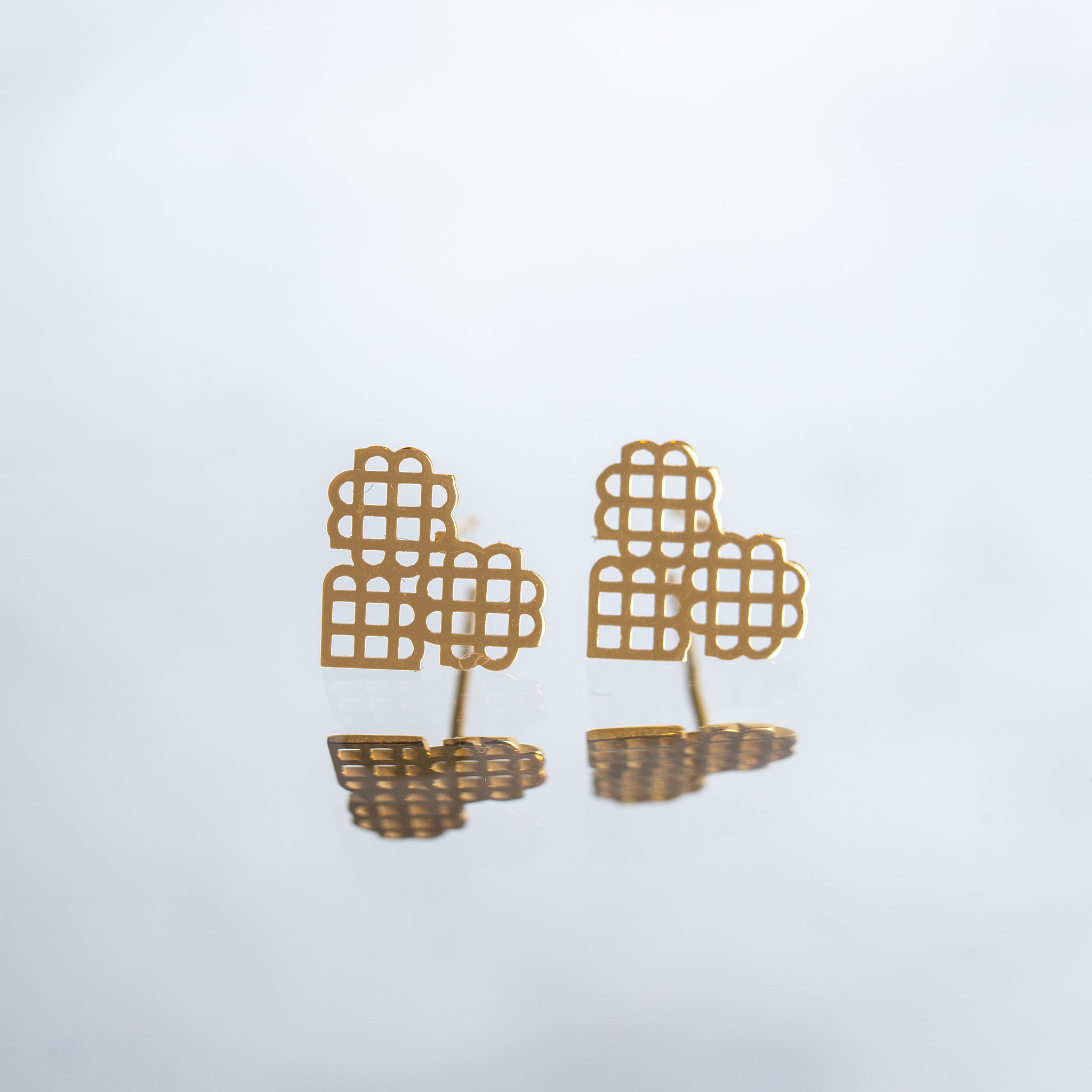 Millié Jewelry - Millié Jewelry - Millié Heart Mini Earrings - Aretes - Diseño Mexicano - Hecho en México